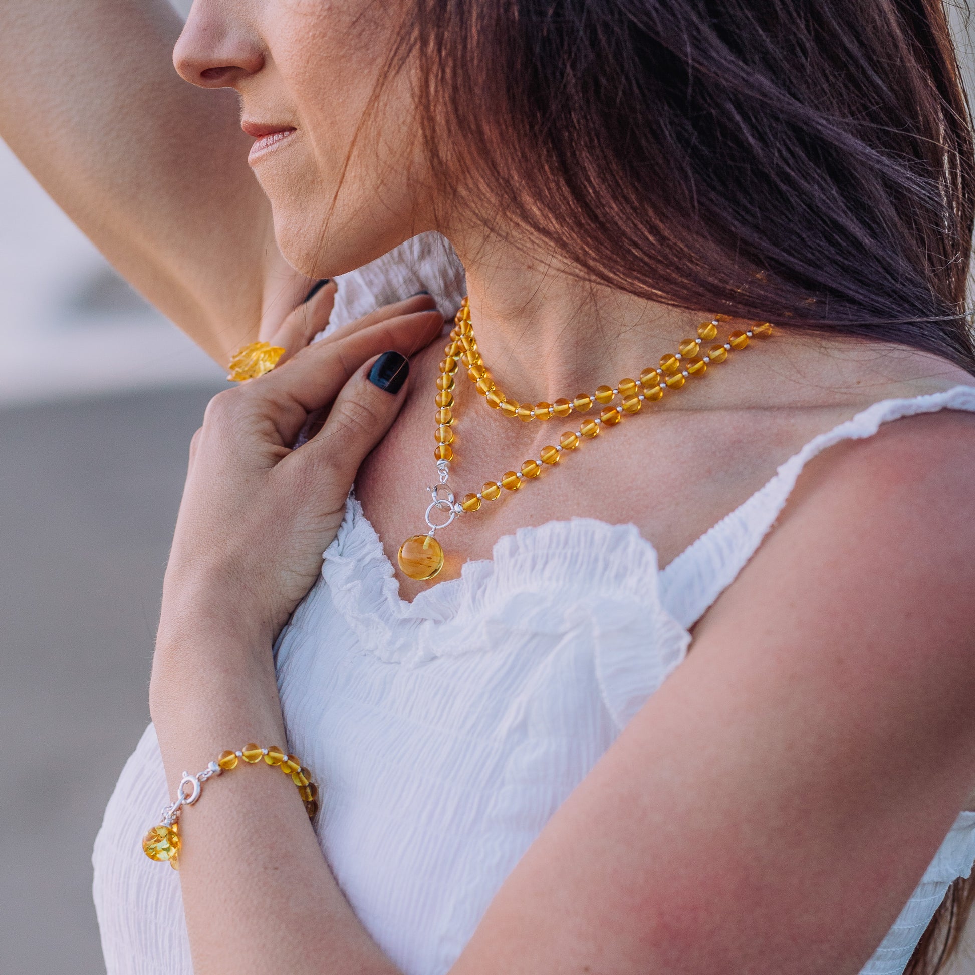 Conjunto de Âmbar Báltico Honey com Prata 925 – Colar 70 cm + Pulseira Ajustável