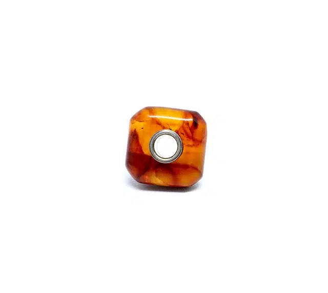 Pingente de Âmbar Báltico “Charm Quadrado Cognac” para Pulseiras Pandora ou Vivara